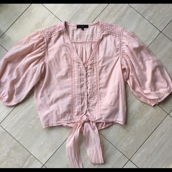 SANCTUARY cotton blouse with lace details and 3/4 sleeve. Size M. EUC - Picture 3 of 8